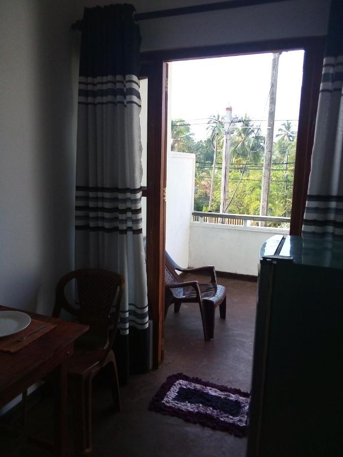 Villa Maleena Хіккадува Екстер'єр фото